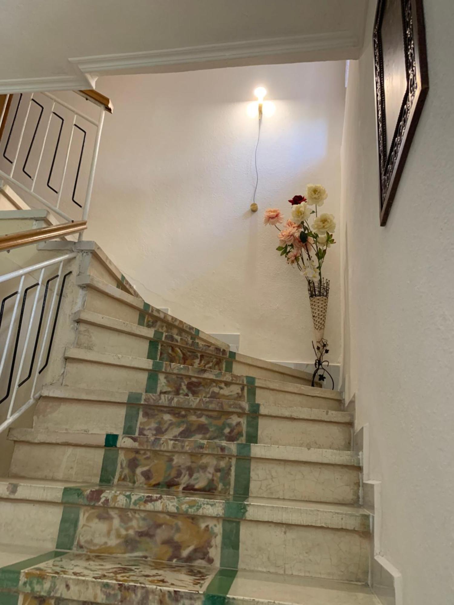 Manga Guesthouse Gjirokastër Exteriör bild